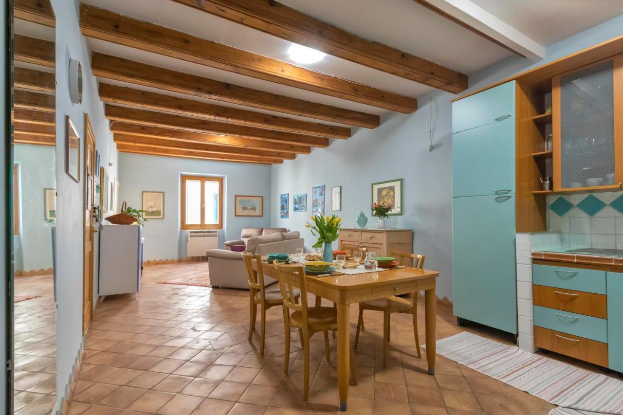 Dimora Teatro Apartment Алгеро Екстериор снимка